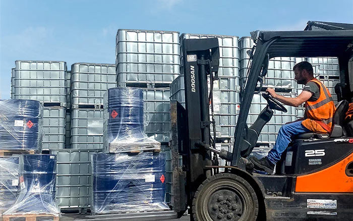 Leading Solvents Bulk Chemical Supply